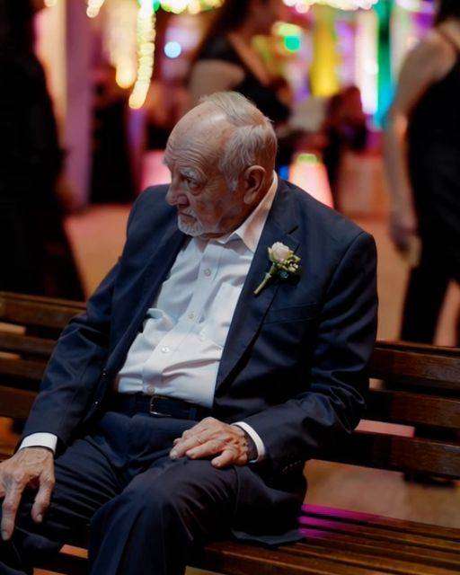 MY GRANDSON TOLD ME I “DIDN’T FIT THE VIBE” OF HIS WEDDING—AFTER I BOUGHT THE DAMN SUIT