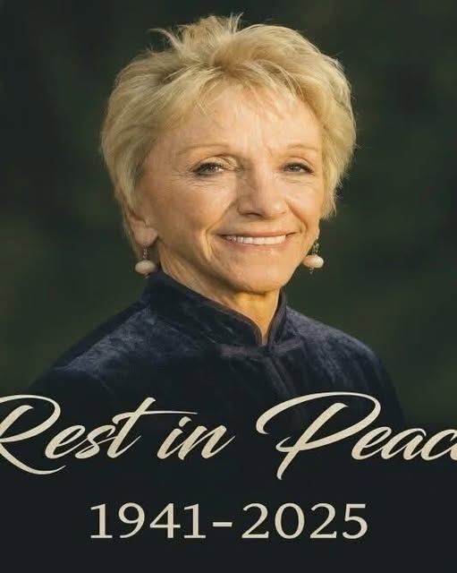 With heavy hearts, we announce the passing of this beloved actress and TV legend. You’ll be overcome with sorrow once you learn who she is: Check the first comment 👇💔‫